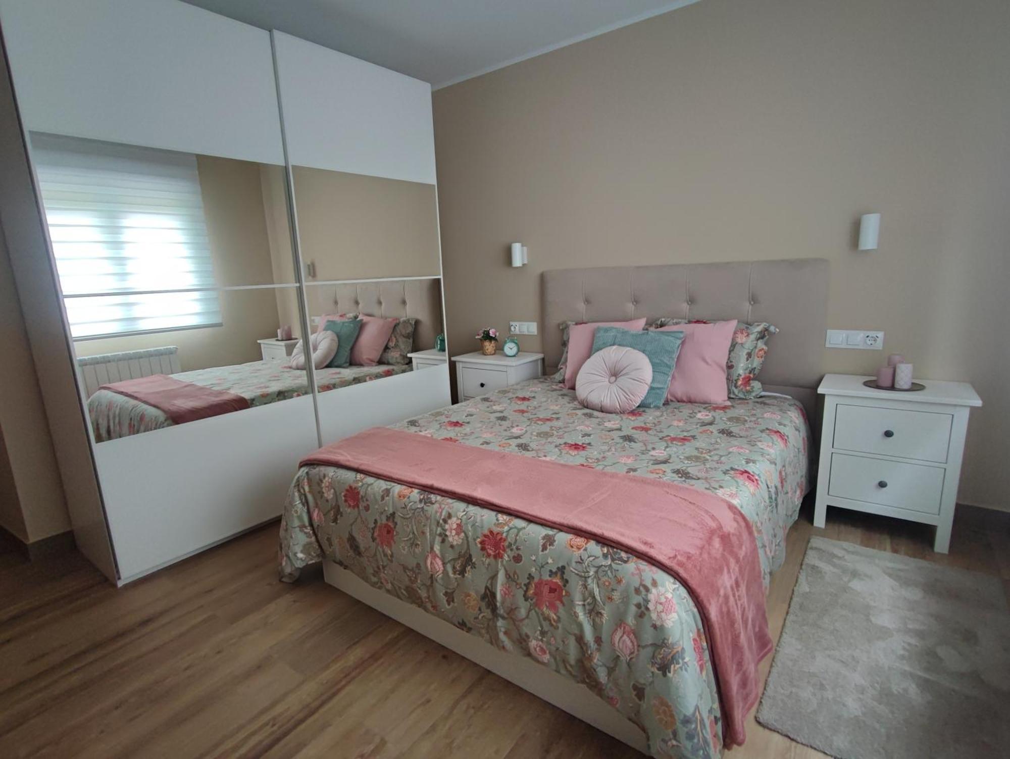 Apartamento Gael- Plaza Espana Avilés Buitenkant foto